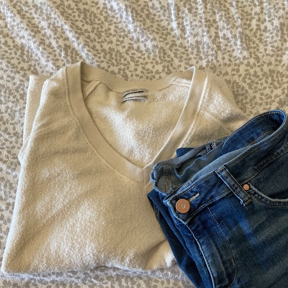 urban outfitters sweater - Picture 1 of 5